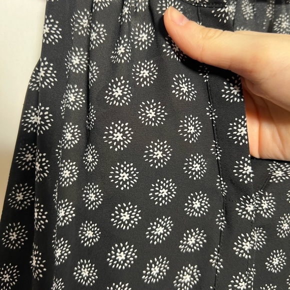 Loft Women’s Racerback Tank Top Star Burst Pattern - Picture 5 of 6